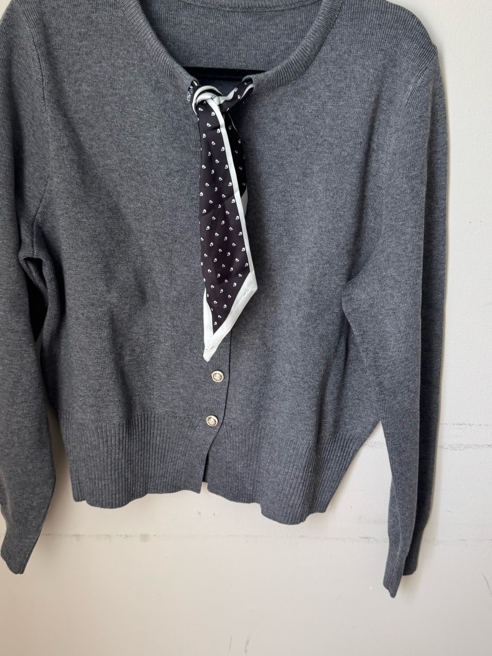 Classic Men's Gray Crewneck Sweater Cardigan with Scarf Accent